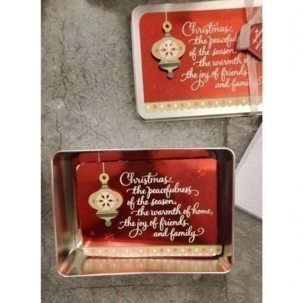 Hallmark Holiday Christmas‎ Cards Tin Ornament Design Season Friends Family